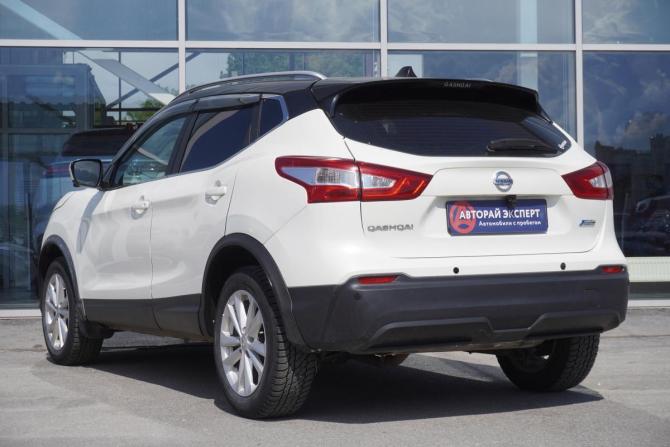 Nissan Qashqai II с пробегом 2015 года, цена 1 620 000 рублей, 144550 км, внедорожник, Автокод Объявления