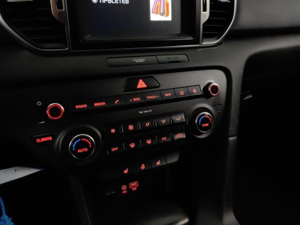 Kia Sportage IV с пробегом 2017 года, цена 1 715 000 рублей, 123000 км, внедорожник, Автокод Объявления