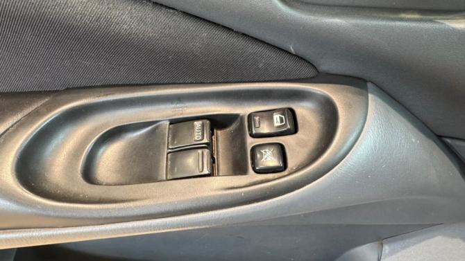 Nissan Almera II (N16) Рестайлинг с пробегом 2005 года, цена 199 000 рублей, 199999 км, седан, Автокод Объявления
