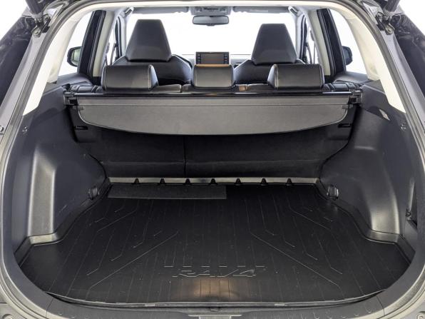 Toyota RAV4 V (XA50) с пробегом 2022 года, цена 4 020 000 рублей, 83842 км, внедорожник, Автокод Объявления