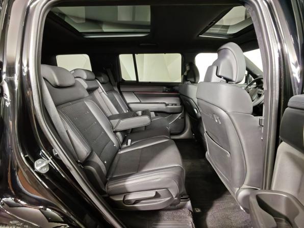 Hyundai Santa Fe V (MX5) с пробегом 2024 года, цена 4 900 000 рублей, 48000 км, внедорожник, Автокод Объявления