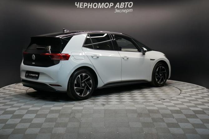 Volkswagen ID.3 I с пробегом 2020 года, цена 3 299 000 рублей, 80000 км, хэтчбек, Автокод Объявления