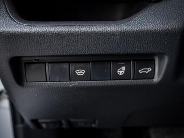 Toyota RAV4 V (XA50) с пробегом 2021 года, цена 3 700 000 рублей, 68500 км, внедорожник, Автокод Объявления