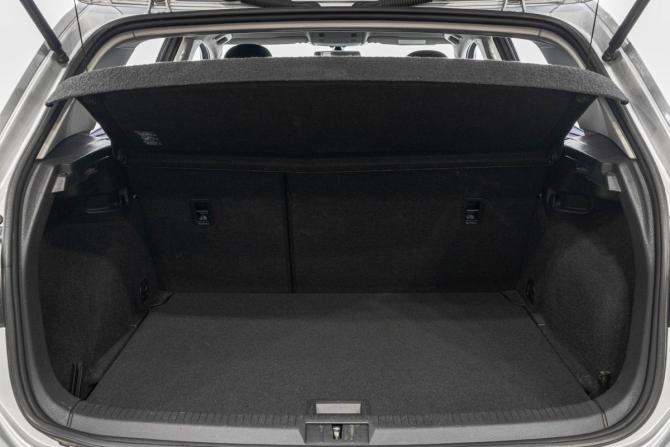 Volkswagen Golf VII с пробегом 2014 года, цена 989 000 рублей, 214000 км, хэтчбек, Автокод Объявления
