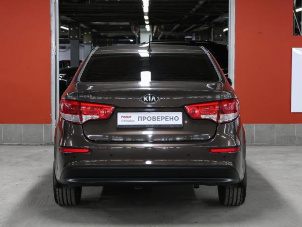 Kia Rio III Рестайлинг с пробегом 2015 года, цена 987 000 рублей, 208000 км, седан, Автокод Объявления