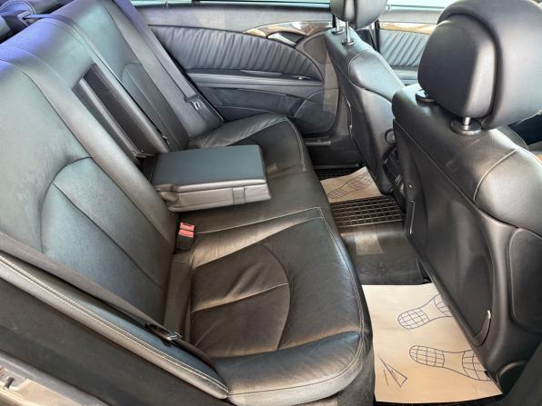 Mercedes-Benz E-Класс III (W211 S211) Рестайлинг с пробегом 2008 года, цена 900 000 рублей, 246054 км, седан, Автокод Объявления