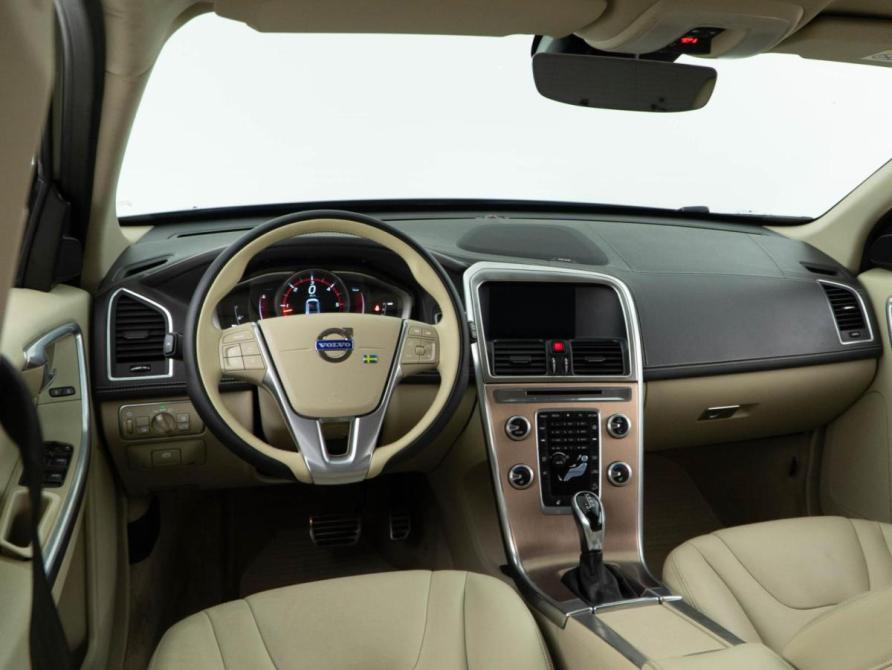 Volvo XC60 I Рестайлинг Москва  - изображение 6