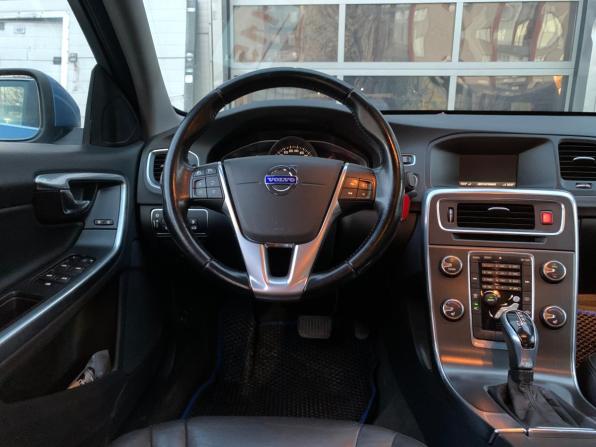 Volvo S60 II Рестайлинг с пробегом 2014 года, цена 1 199 000 рублей, 157000 км, седан, Автокод Объявления