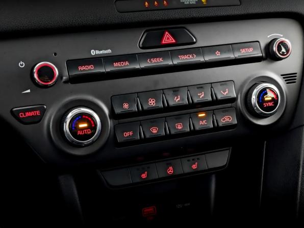 Kia Sportage IV Рестайлинг с пробегом 2022 года, цена 2 800 000 рублей, 43241 км, внедорожник, Автокод Объявления
