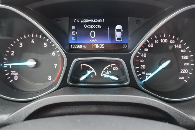 Ford Kuga II Рестайлинг с пробегом 2018 года, цена 1 599 000 рублей, 152000 км, внедорожник, Автокод Объявления