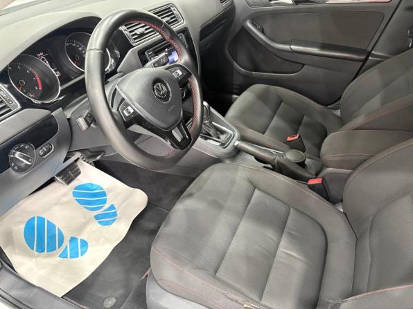 Volkswagen Jetta VI Рестайлинг с пробегом 2017 года, цена 1 499 000 рублей, 160969 км, седан, Автокод Объявления