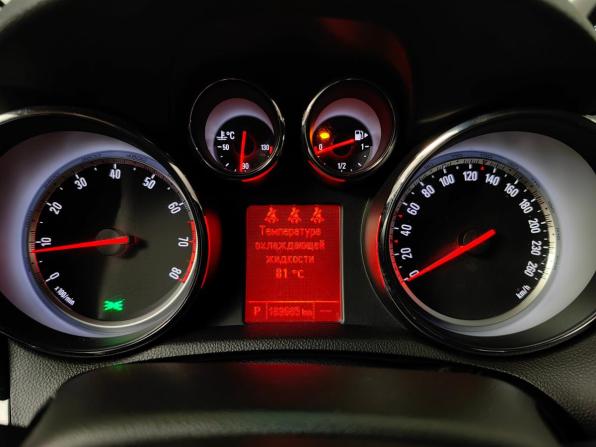 Opel Mokka I с пробегом 2015 года, цена 1 099 000 рублей, 189615 км, внедорожник, Автокод Объявления