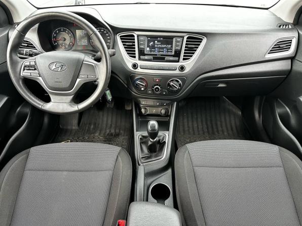 Hyundai Solaris II Рестайлинг с пробегом 2021 года, цена 1 350 000 рублей, 108350 км, седан, Автокод Объявления