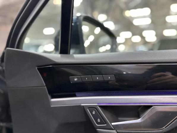 Volkswagen Touareg III с пробегом 2020 года, цена 4 250 000 рублей, 195867 км, внедорожник, Автокод Объявления