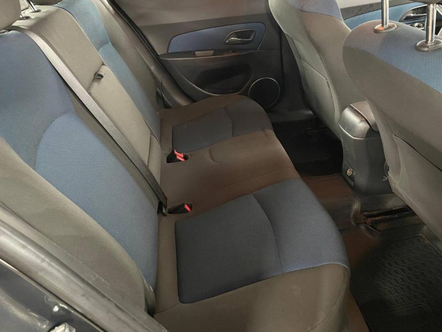 Chevrolet Cruze I Рестайлинг Санкт-Петербург  - изображение 19