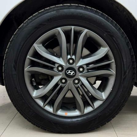 Hyundai ix35 I Рестайлинг с пробегом 2015 года, цена 1 165 000 рублей, 204340 км, внедорожник, Автокод Объявления
