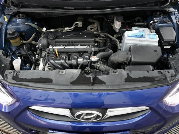 Hyundai Solaris I с пробегом 2014 года, цена 797 000 рублей, 170000 км, седан, Автокод Объявления