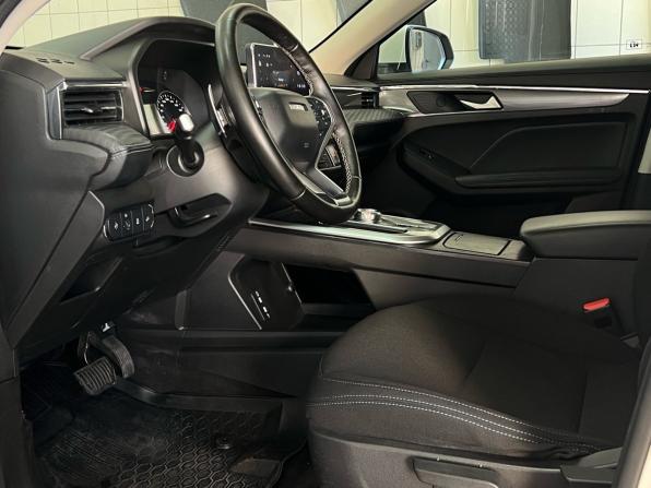 Haval Jolion I Рестайлинг с пробегом 2023 года, цена 1 686 000 рублей, 74973 км, внедорожник, Автокод Объявления