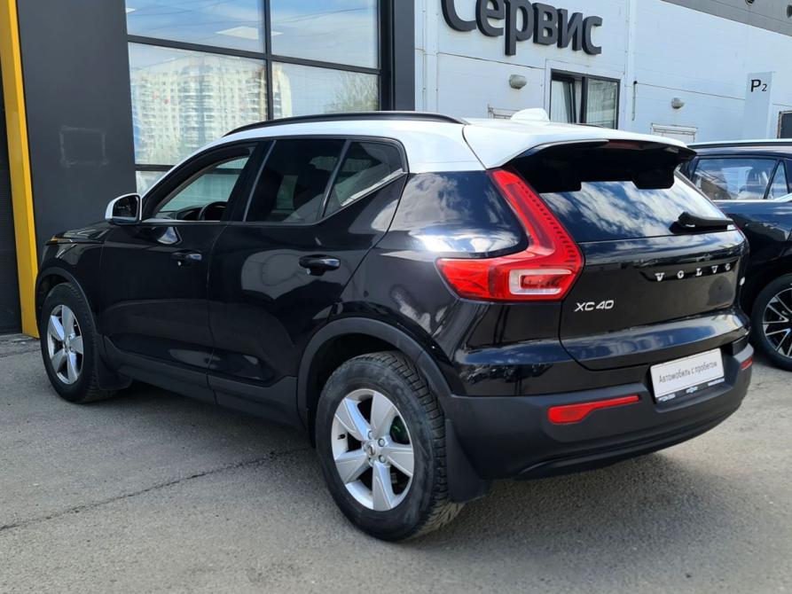 Volvo XC40 I Москва  - изображение 8