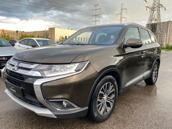 Mitsubishi Outlander III Рестайлинг 2 с пробегом 2015 года, цена 1 850 000 рублей, 96727 км, внедорожник, Автокод Объявления