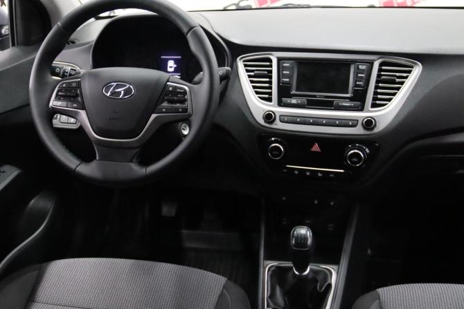 Hyundai Solaris II с пробегом 2019 года, цена 1 275 750 рублей, 143171 км, седан, Автокод Объявления