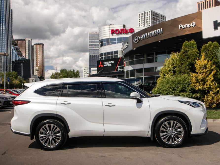 Toyota Highlander IV (XU70) Москва  - изображение 3