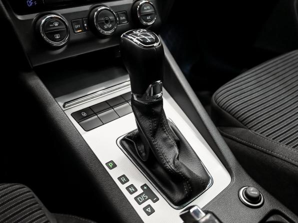 Skoda Octavia III (A7) с пробегом 2014 года, цена 1 400 000 рублей, 179226 км, лифтбек, Автокод Объявления