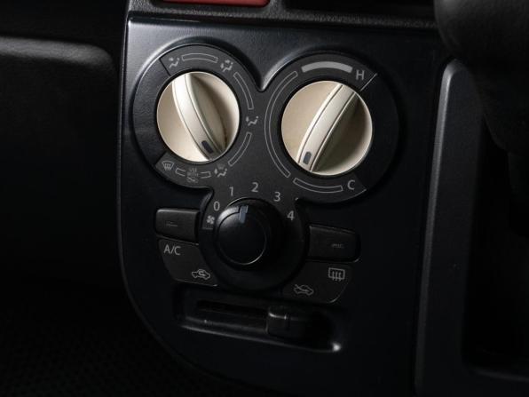 Suzuki Alto VIII (HA36) с пробегом 2017 года, цена 719 000 рублей, 197220 км, хэтчбек, Автокод Объявления