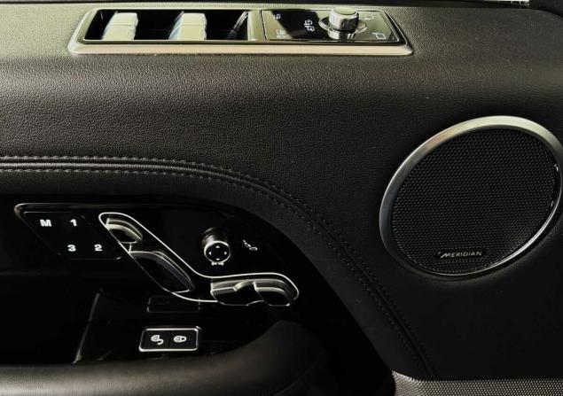Land Rover Range Rover IV Рестайлинг с пробегом 2018 года, цена 6 065 000 рублей, 96068 км, внедорожник, Автокод Объявления