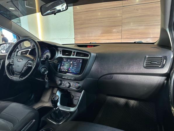 Kia Ceed II с пробегом 2013 года, цена 999 999 рублей, 188054 км, универсал, Автокод Объявления