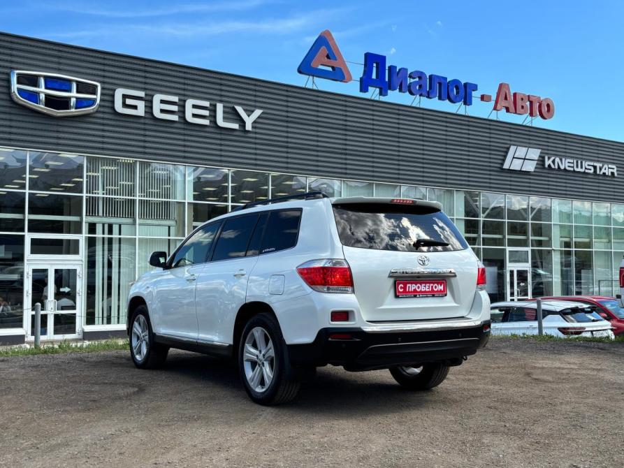 Toyota Highlander II (XU40) Рестайлинг Набережные Челны  - изображение 3