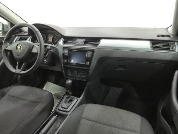 Skoda Rapid I Рестайлинг с пробегом 2018 года, цена 1 310 000 рублей, 105178 км, лифтбек, Автокод Объявления