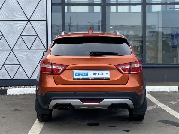 Lada (ВАЗ) Vesta I с пробегом 2018 года, цена 1 049 000 рублей, 176571 км, универсал, Автокод Объявления