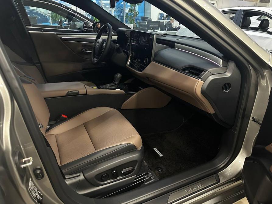 Lexus ES VII Рестайлинг 2 Брянск  - изображение 10