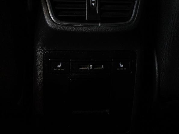 Skoda Octavia III (A7) Рестайлинг с пробегом 2017 года, цена 1 650 000 рублей, 128878 км, лифтбек, Автокод Объявления