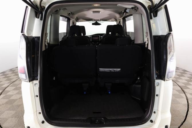 Nissan Serena V (C27) с пробегом 2018 года, цена 2 249 000 рублей, 101300 км, минивэн, Автокод Объявления
