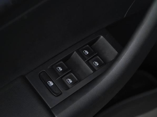 Volkswagen Polo VI с пробегом 2021 года, цена 1 569 444 рубля, 105343 км, лифтбек, Автокод Объявления