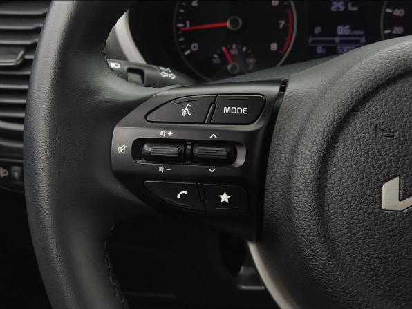 Kia Rio IV Рестайлинг с пробегом 2022 года, цена 1 845 000 рублей, 53031 км, хэтчбек, Автокод Объявления
