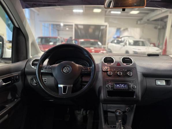 Volkswagen Caddy III Рестайлинг с пробегом 2013 года, цена 849 000 рублей, 138279 км, минивэн, Автокод Объявления
