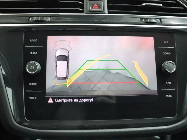 Volkswagen Tiguan II с пробегом 2019 года, цена 2 219 000 рублей, 121460 км, внедорожник, Автокод Объявления