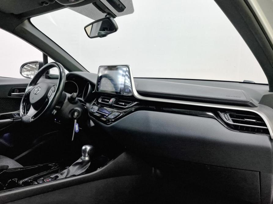 Toyota C-HR I Москва  - изображение 13