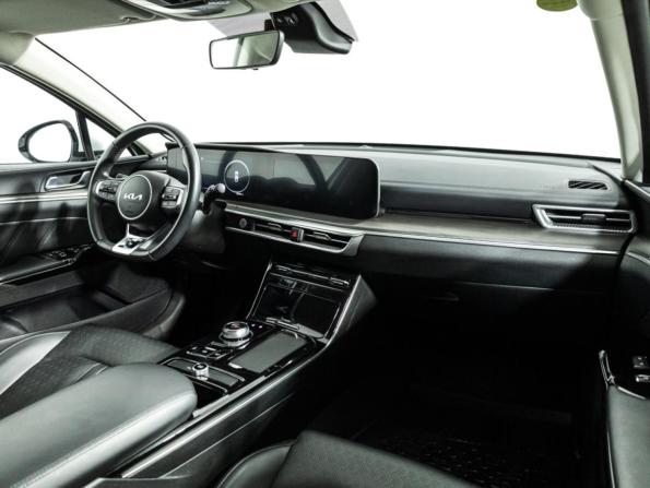 Kia K5 III с пробегом 2022 года, цена 2 490 000 рублей, 26486 км, седан, Автокод Объявления
