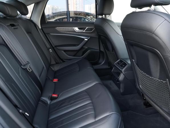 Audi A6 V (C8) с пробегом 2021 года, цена 3 298 000 рублей, 158184 км, седан, Автокод Объявления