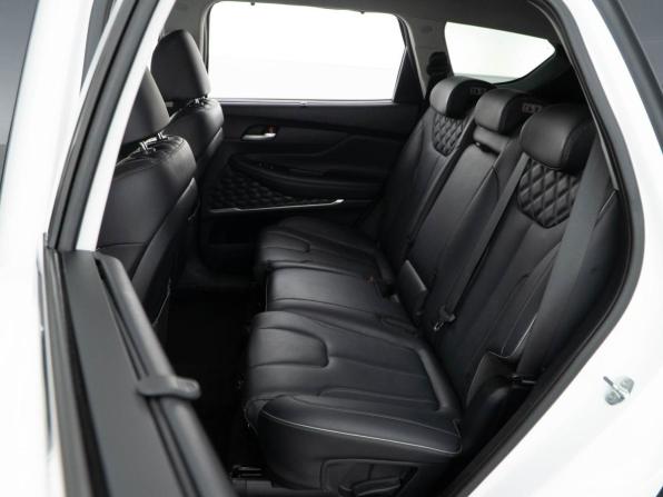 Hyundai Santa Fe IV Рестайлинг с пробегом 2022 года, цена 3 716 444 рубля, 87834 км, внедорожник, Автокод Объявления