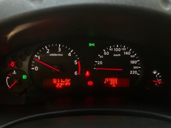Nissan Navara (Frontier) III (D40) Рестайлинг с пробегом 2010 года, цена 1 320 000 рублей, 197892 км, пикап, Автокод Объявления