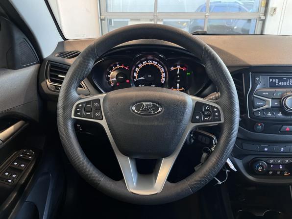 Lada (ВАЗ) Vesta I с пробегом 2021 года, цена 1 185 000 рублей, 42104 км, седан, Автокод Объявления