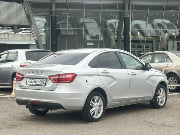Lada (ВАЗ) Vesta I с пробегом 2017 года, цена 695 000 рублей, 127131 км, седан, Автокод Объявления