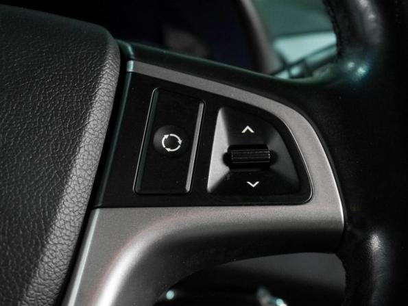 Hyundai Solaris I Рестайлинг с пробегом 2014 года, цена 897 000 рублей, 136071 км, хэтчбек, Автокод Объявления