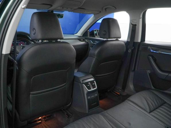Skoda Octavia III (A7) Рестайлинг с пробегом 2020 года, цена 2 499 077 рублей, 103661 км, лифтбек, Автокод Объявления