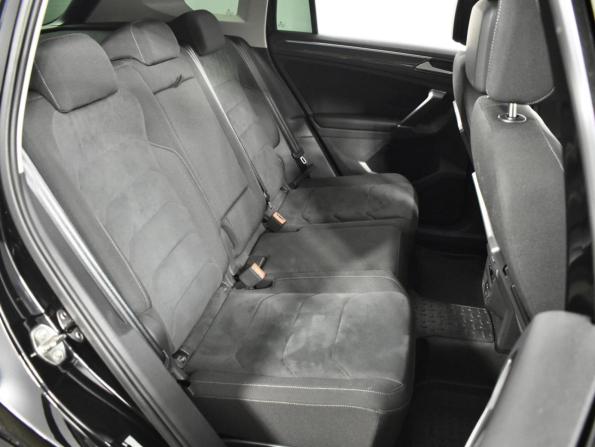 Volkswagen Tiguan II с пробегом 2018 года, цена 3 814 900 рублей, 91797 км, внедорожник, Автокод Объявления